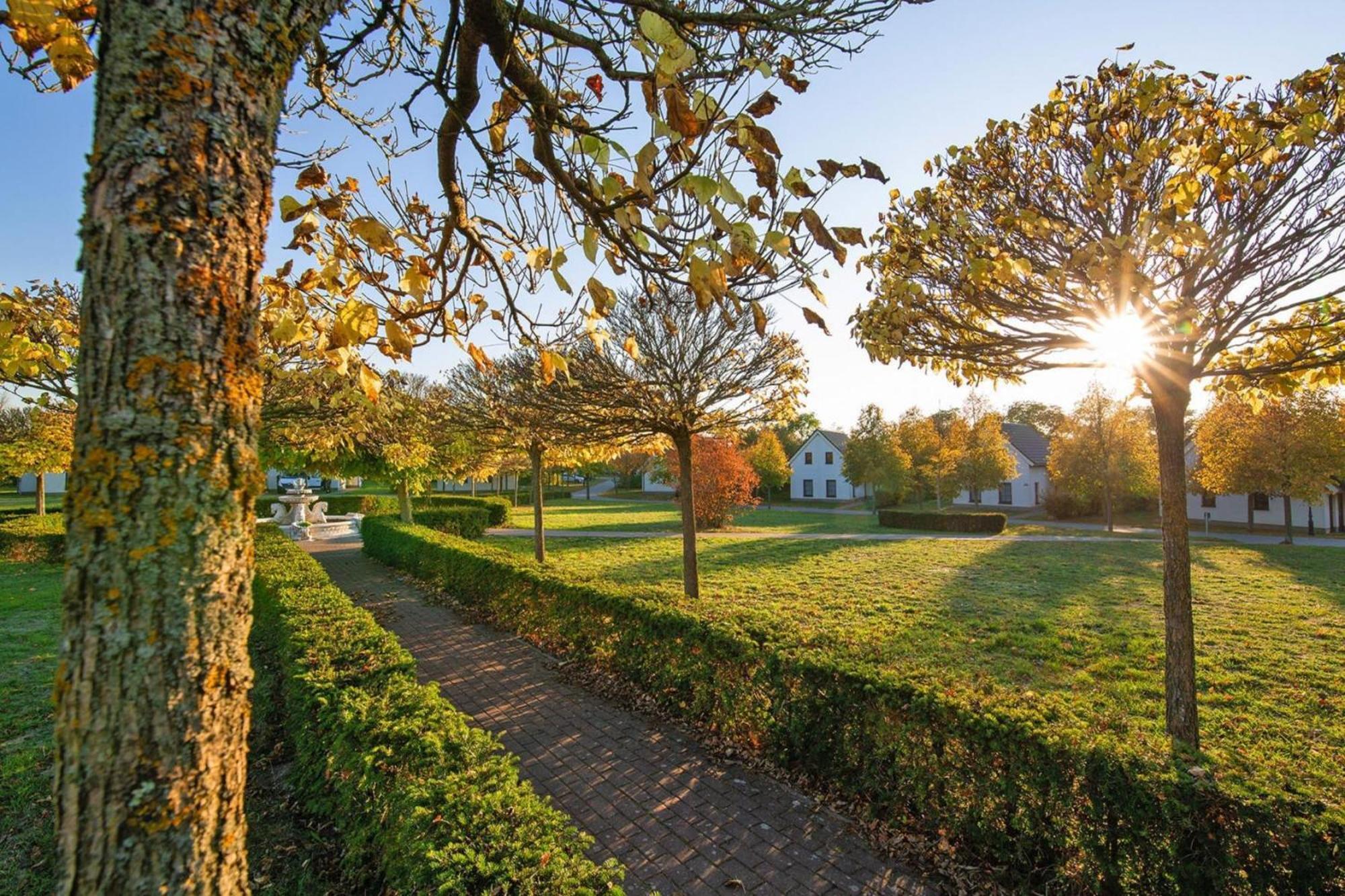 Holiday Resort Van Der Valk, Linstow Dobbin-Linstow ภายนอก รูปภาพ